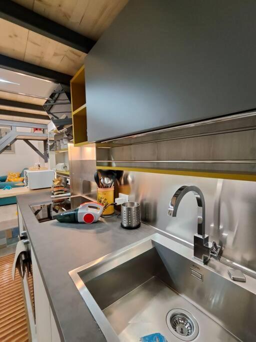 La Casa Dei Cristalli Apartment Genoa Luaran gambar